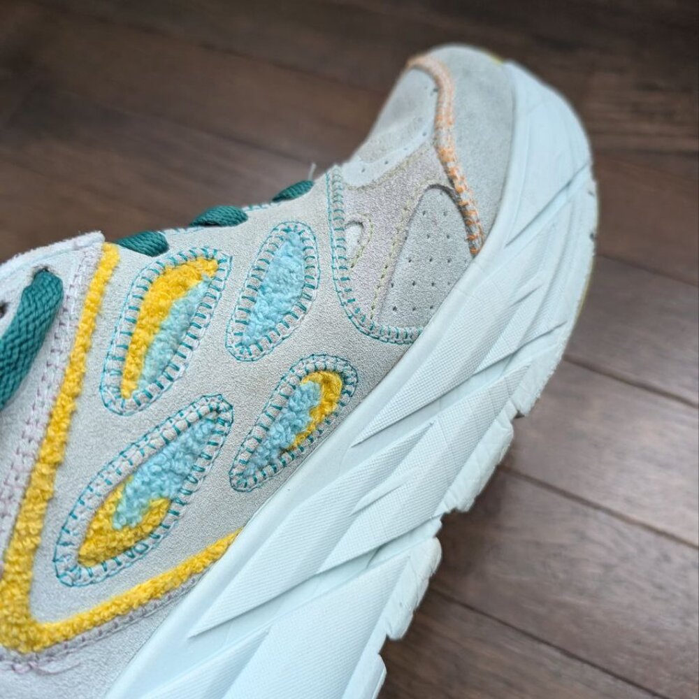 Hoka One One U Clifton L Embroidery Sneaker Shoes, Size Men 9.5 / Women 10,5 US - Picture 7 of 14